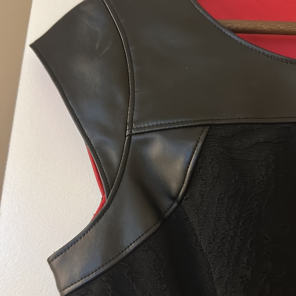 Marc New York Dress - Excellent Condition size 6 leather Details - Picture 4 of 6